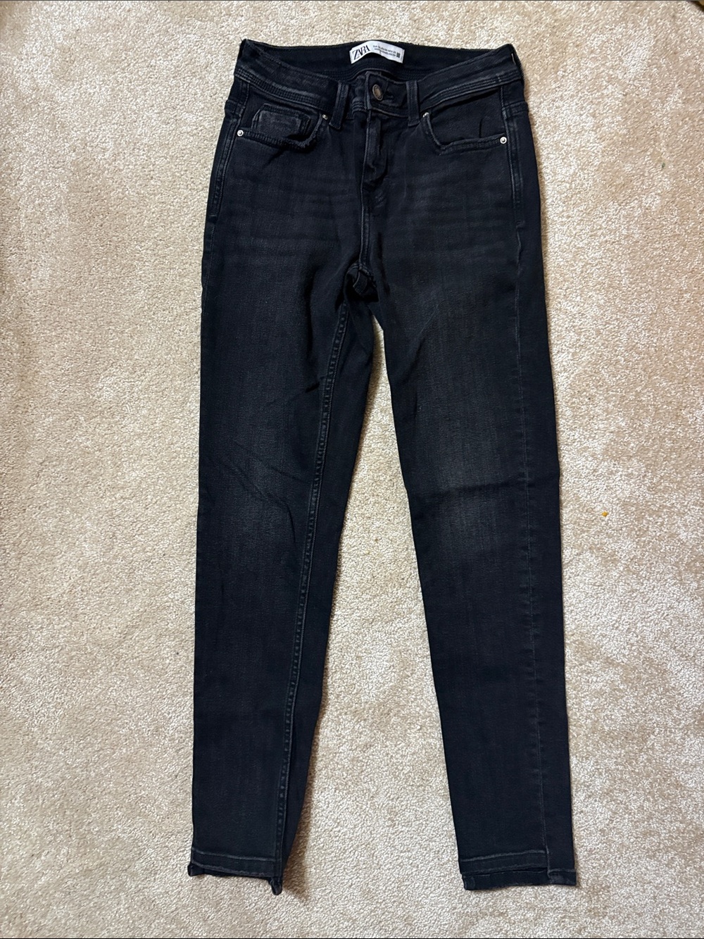 Zara Black Skinny Jeans Size 4